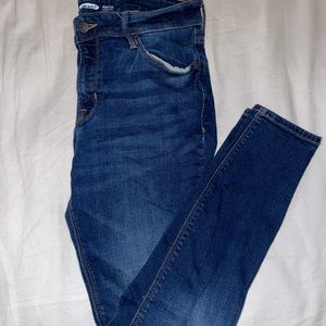 Old Navy Rockstar Skinny Jean